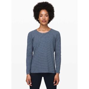 Lululemon Emerald Long Sleeve Top Modern Stripe Heathered Code Blue White Sz 8